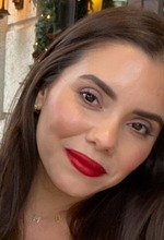 Karen Fernandez Photo